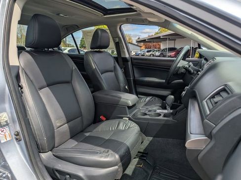 Used 2015 Subaru Legacy 2.5i Limited AWD/4WD image 34