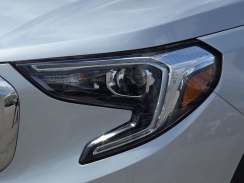 Certified 2021 GMC Terrain SLE w/ Driver Convenience Package FWD image 32