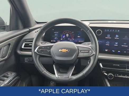 Certified 2024 Chevrolet Traverse LT image 9