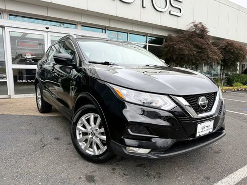 Used 2021 Nissan Rogue Sport SV AWD/4WD image 1