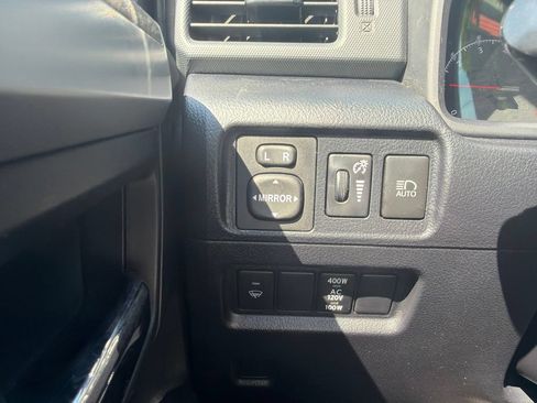 Used 2021 Toyota 4Runner SR5 AWD/4WD image 26