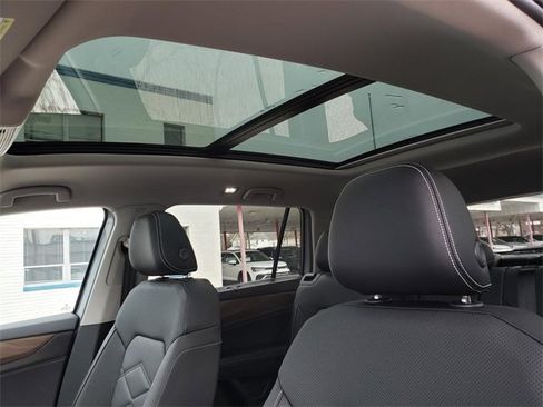 New 2026 Volkswagen Atlas SE image 7