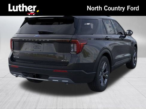 New 2026 Ford Explorer Active image 8