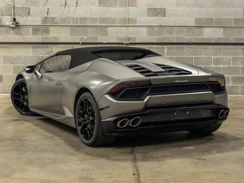 Used 2017 Lamborghini Huracan LP 580-2 RWD image 11