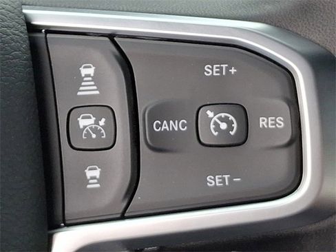 Used 2025 RAM 4500 Tradesman image 21