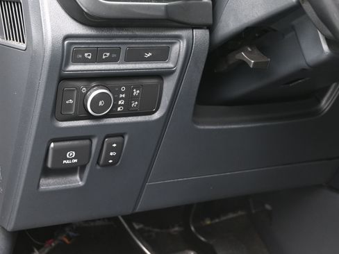 Used 2022 Ford F150 XLT w/ Equipment Group 302A High image 22