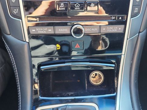 Used 2018 INFINITI Q60 3.0t Luxe image 20