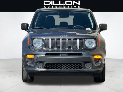 Used 2023 Jeep Renegade Latitude AWD/4WD image 9