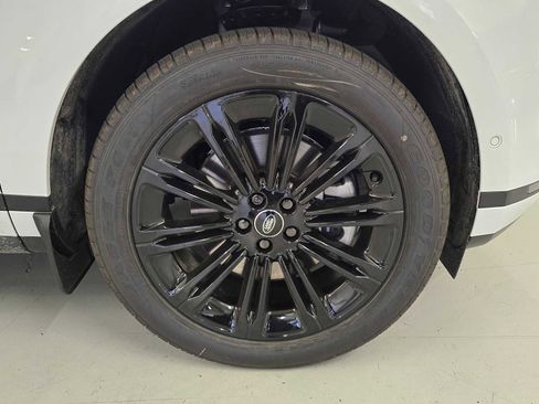 New 2026 Land Rover Range Rover Evoque S AWD/4WD image 9