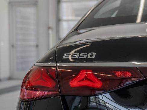 Used 2026 Mercedes-Benz E 350 Sedan image 22