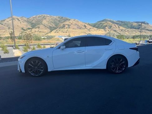 Used 2022 Lexus IS 350 F Sport w/ Navigation Package AWD/4WD image 4