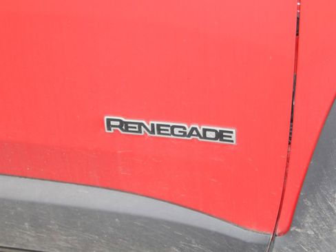 Used 2017 Jeep Renegade Sport w/ Power & Air Group FWD image 12