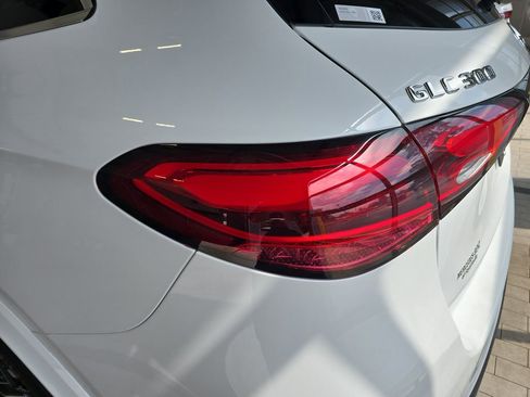 New 2026 Mercedes-Benz GLC 300 4MATIC image 36