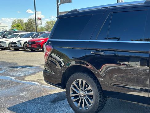 Used 2020 Ford Expedition Limited AWD/4WD image 3