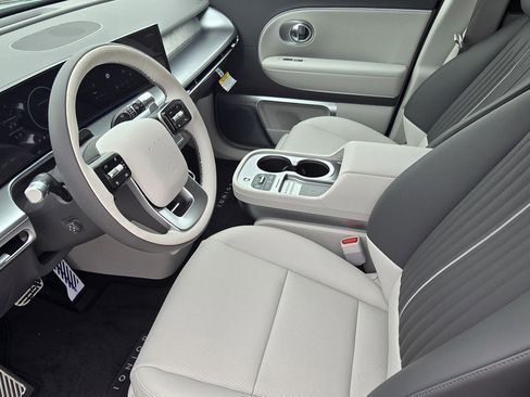 New 2026 Hyundai Ioniq 9 Calligraphy image 17