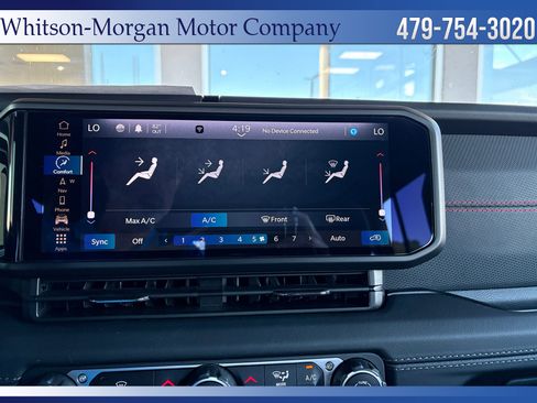 Used 2024 Jeep Wrangler Unlimited Rubicon w/ Technology Group image 26