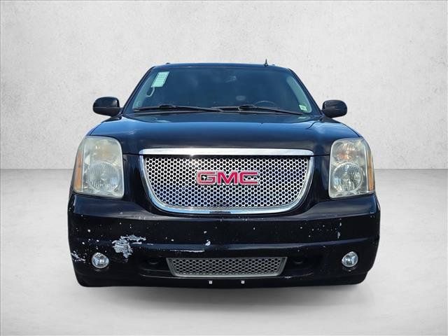 Used 2012 GMC Yukon XL Denali AWD/4WD image 2