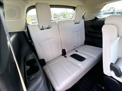 Certified 2026 INFINITI QX60 Luxe w/ Cargo Package AWD/4WD image 28