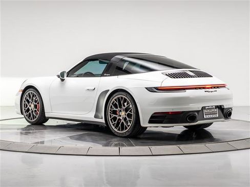 Used 2022 Porsche 911 Targa 4S image 15