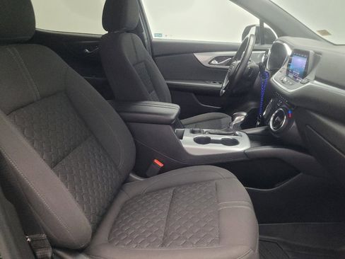 Used 2020 Chevrolet Blazer LT FWD image 21