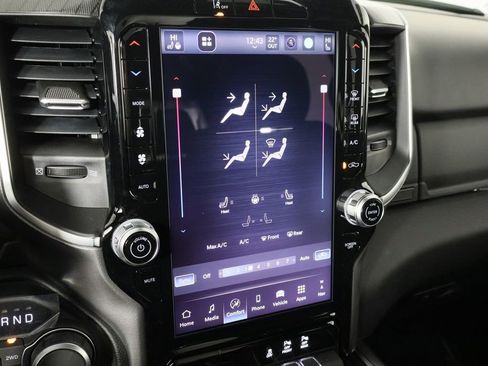 New 2026 RAM 1500 4x4 Crew Cab image 33