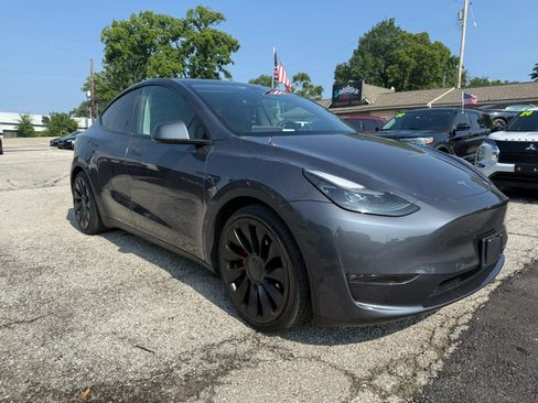 Used 2022 Tesla Model Y Performance AWD/4WD image 1