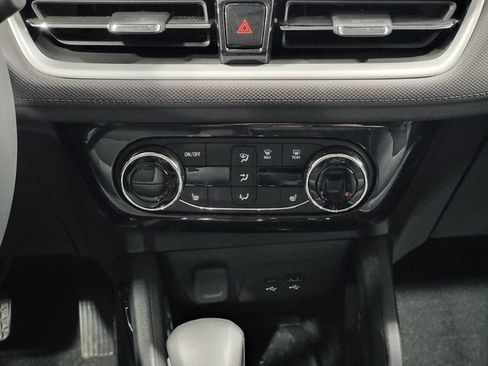 Certified 2025 Chevrolet TrailBlazer LT w/ Convenience Package FWD image 21