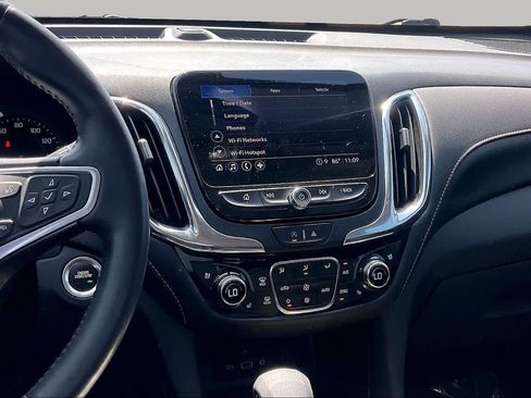 Used 2022 Chevrolet Equinox Premier FWD image 7