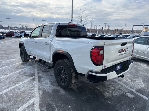 New 2026 GMC Canyon Elevation w/ Convenience Package image 4