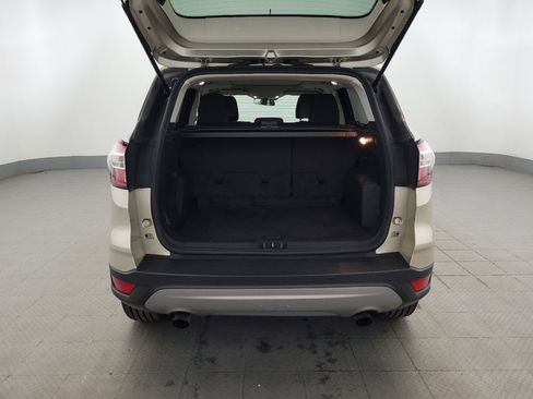 Used 2017 Ford Escape SE w/ Equipment Group 201A AWD/4WD image 29