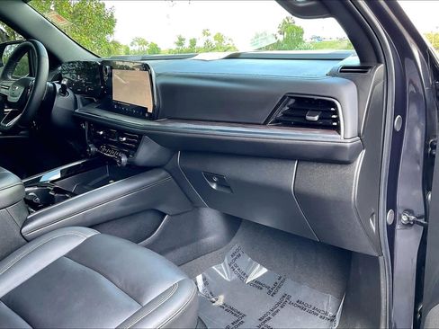 Certified 2025 Chevrolet Tahoe Z71 w/ Comfort Package AWD/4WD image 16
