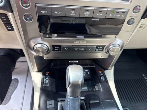 Used 2021 Lexus GX 460 Premium w/ Premium Package AWD/4WD image 27