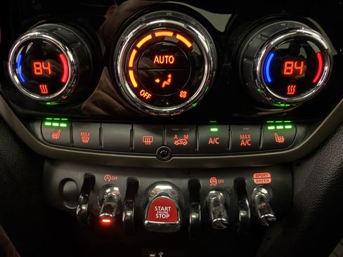 Used 2019 MINI Cooper Countryman S w/ Premium Package image 13