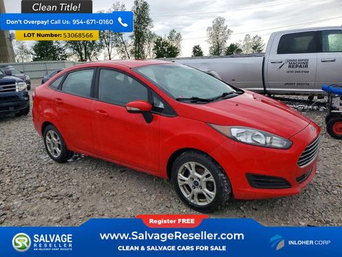 Used 2015 Ford Fiesta SE w/ Comfort Package FWD image 5