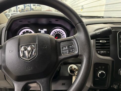 Used 2017 RAM 2500 Tradesman w/ Chrome Appearance Group image 13