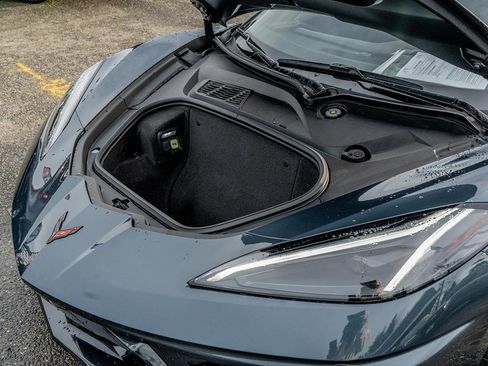 Used 2020 Chevrolet Corvette Stingray Coupe w/ 1LT image 41