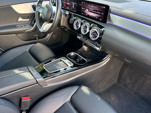 Used 2025 Mercedes-Benz CLA 250 image 15