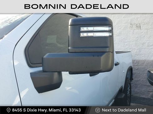 Used 2025 Chevrolet Silverado 2500 Custom w/ Custom Value Package image 11