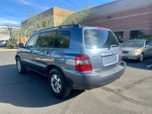 Used 2004 Toyota Highlander 2WD image 6