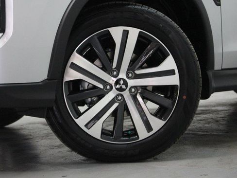 New 2026 Mitsubishi Outlander Sport ES image 3