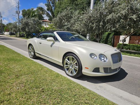 Used 2013 Bentley Continental GT AWD/4WD image 46