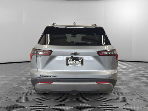 New 2026 Chevrolet Equinox LT AWD/4WD image 6