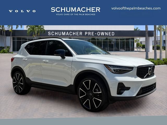 Certified 2024 Volvo XC40 B5 Ultimate w/ Protection Package Premier AWD/4WD image 1