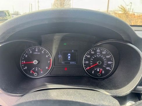 Used 2018 Kia Optima EX image 12