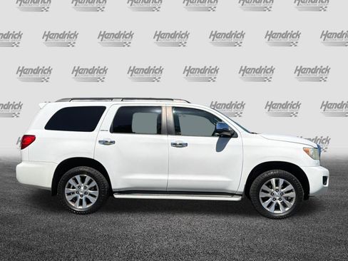 Used 2014 Toyota Sequoia Limited AWD/4WD image 3