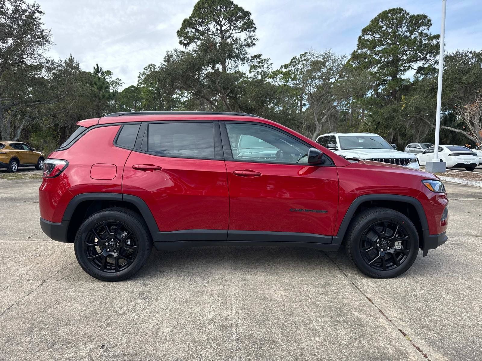New 2026 Jeep Compass Latitude AWD/4WD image 2