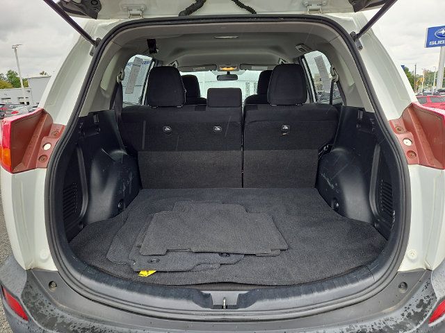 Used 2014 Toyota RAV4 LE AWD/4WD image 27