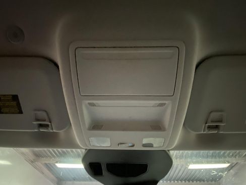 Used 2022 Ford Escape SE image 27