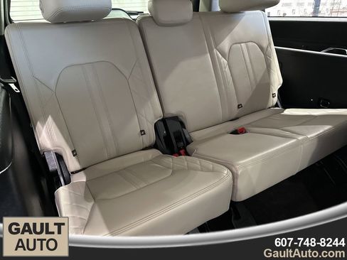 Used 2020 Ford Expedition Max Platinum image 23