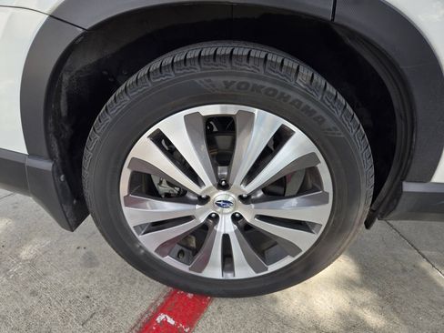 Used 2022 Subaru Ascent Touring AWD/4WD image 27